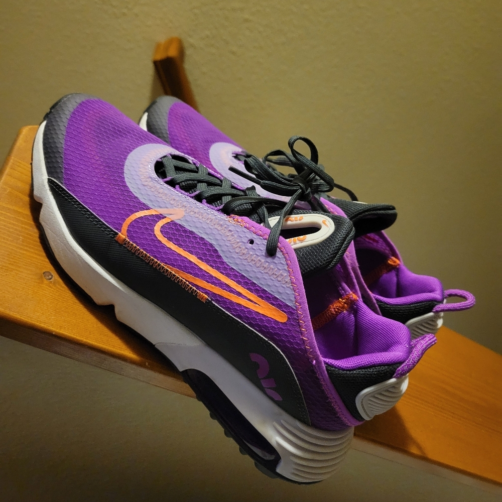 Nike Air Max 2090